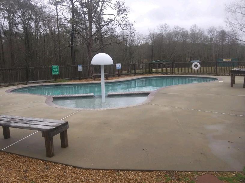 Whispering Creek Lodging & Rv Resort Newton エクステリア 写真