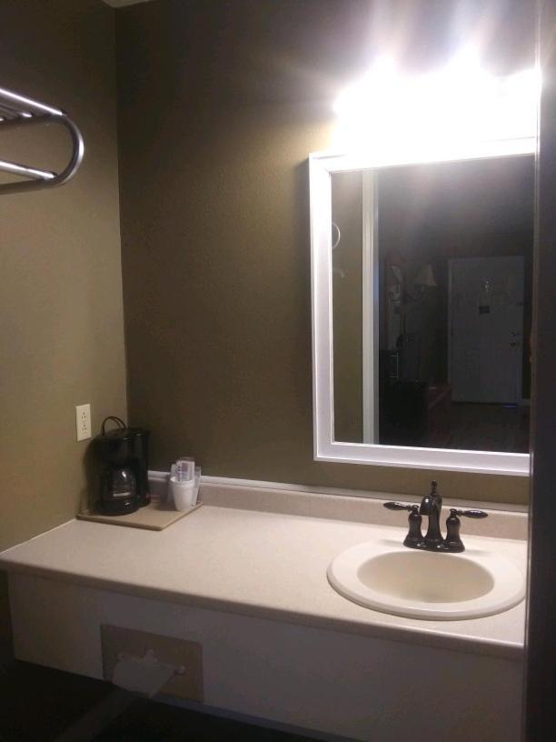 Whispering Creek Lodging & Rv Resort Newton エクステリア 写真
